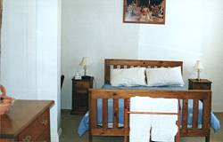 IMPERIAL GUESTHOUSE BEDROOM
